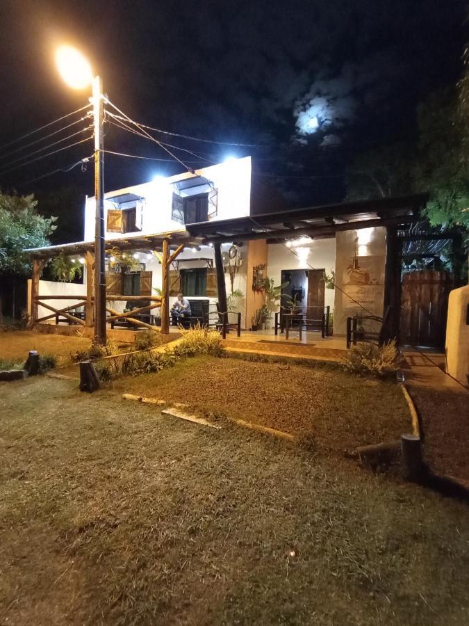 Cerca Del Rio Bed & Breakfast Carmen del Parana Exterior photo